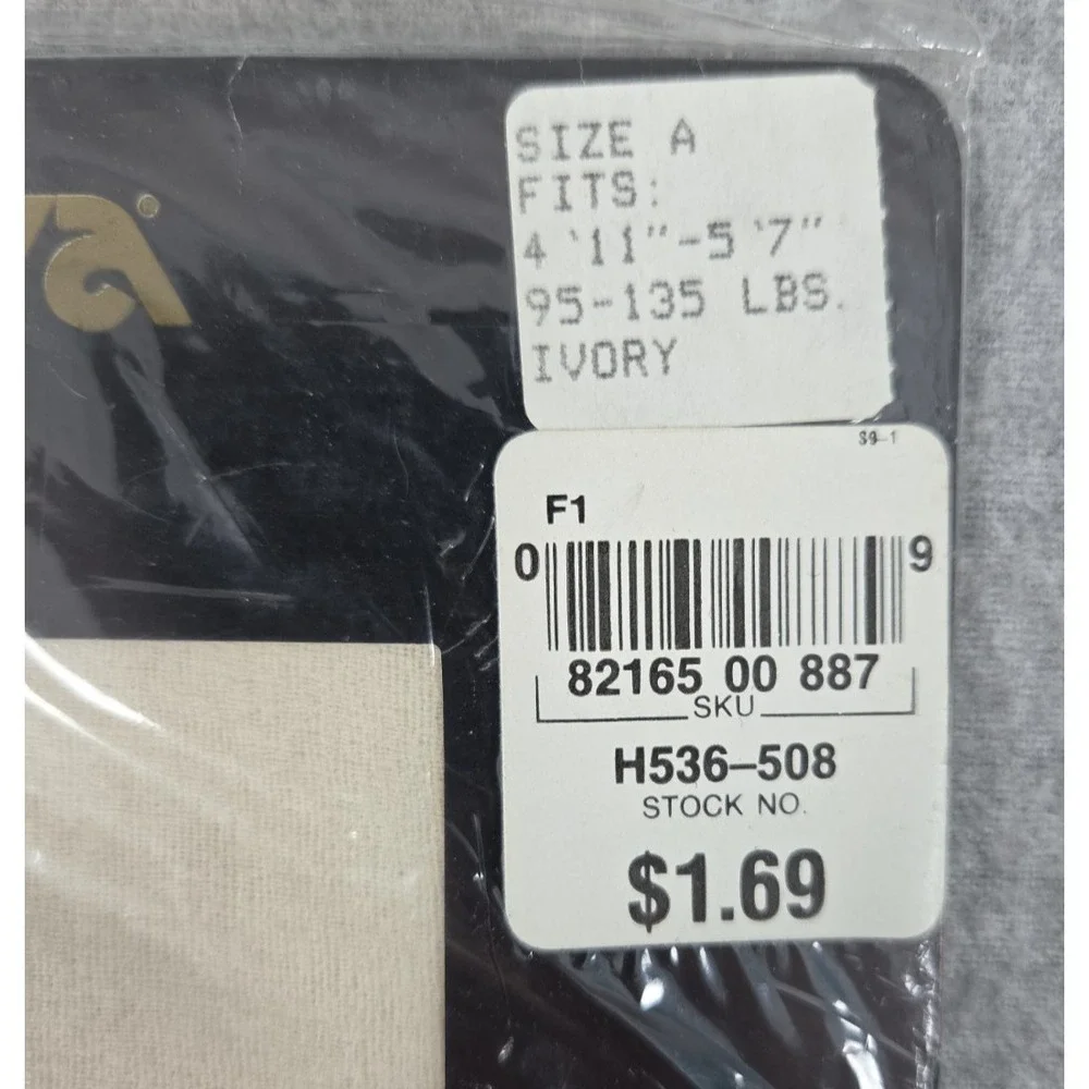 Fayva Brand Vintage Pantyhose All Nude Sandalfoot Ivory Size A Old Stock NEW
